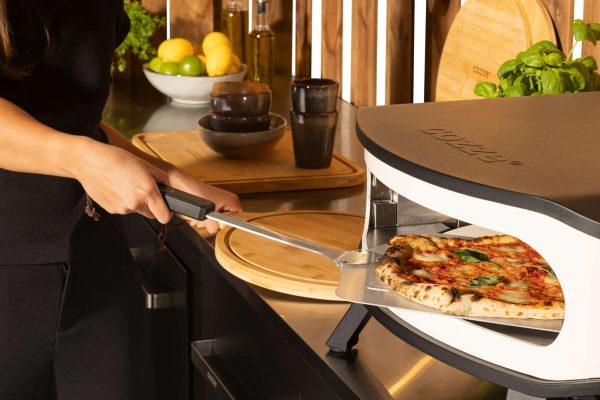 Laadukas pizzauuni pyörivällä kivellä